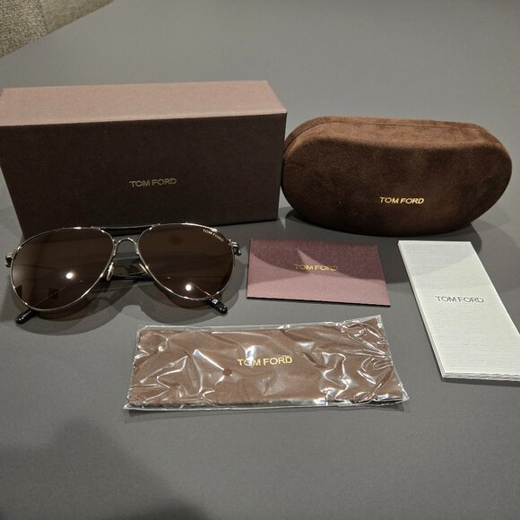 Tom Ford Raphael 02 FT0995 08E Aviator Sunglasses - Picture 2 of 13